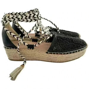 Nanette Nanette Lepore Bitsy1 flats size 8 black floral flatform Espadrilles